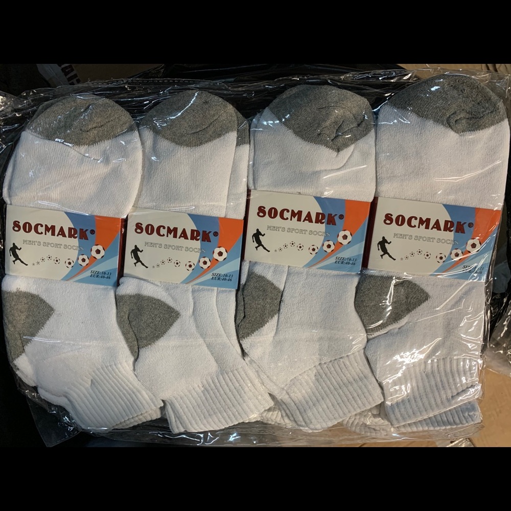 White short ankle socks